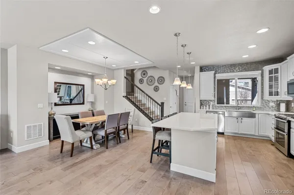Property Slideshow image 3 of 23 | 7298 w adriatic cir, Lakewood, CO, 80227