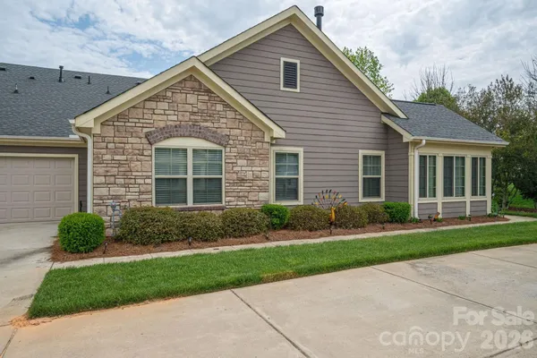 Property Slideshow image 3 of 47 | 1434 somersby cir, Gastonia, NC, 28054
