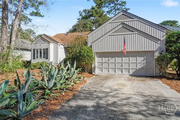 Property Slideshow image 2 of 23 | 2 mceachern ct, Savannah, GA, 31411