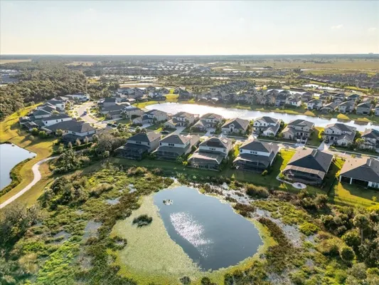 Property Slideshow image 2 of 86 | 10215 milky way cir, Sarasota, FL, 34241