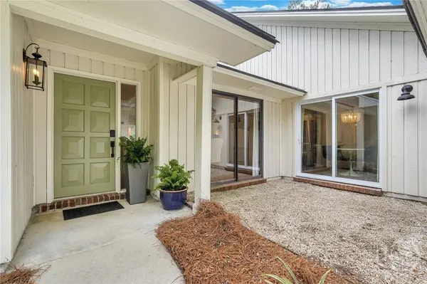 Property Slideshow image 3 of 56 | 10 henry clay ct, Savannah, GA, 31411