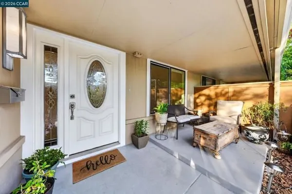 Property Slideshow image 2 of 34 | 2100 golden rain rd 3, Walnut Creek, CA, 94595