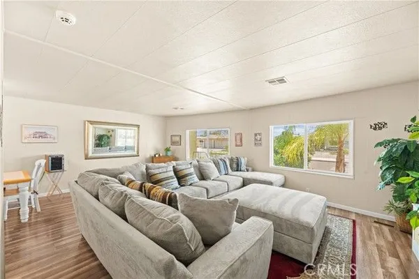 Property Slideshow image 2 of 60 | 2964 silver oak way, Hemet, CA, 92545