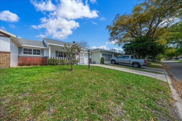 Property Slideshow image 3 of 48 | 8877 sw 96th st b, Ocala, FL, 34481