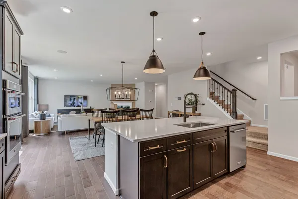 Property Slideshow image 3 of 15 | 3137 peyton cir, Aurora, IL, 60503