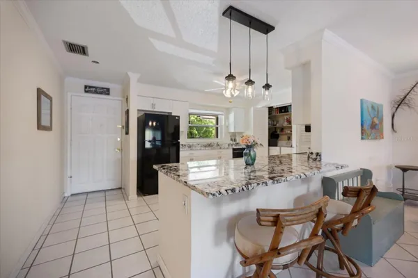 Property Slideshow image 3 of 37 | 4522 narraganset trl 84, Sarasota, FL, 34233