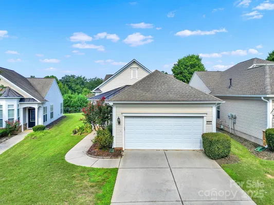 Property Slideshow image 3 of 39 | 16307 raven crest dr, Fort Mill, SC, 29707