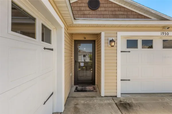 Property Slideshow image 2 of 42 | 1930 rhett rd, The Villages, FL, 32163