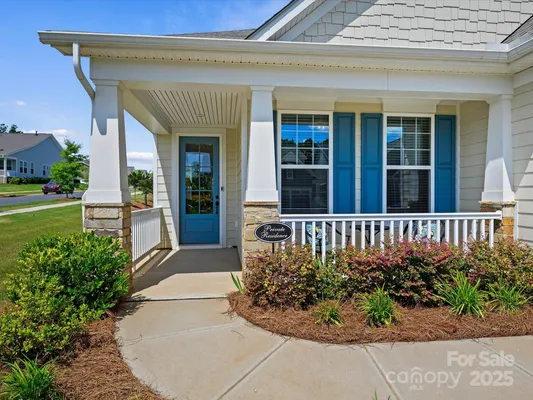 Property Slideshow image 2 of 34 | 10305 superb ln, Charlotte, NC, 28215