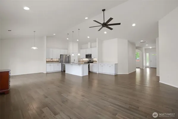 Property Slideshow image 3 of 40 | 921 alpine view dr, Mount Vernon, WA, 98274