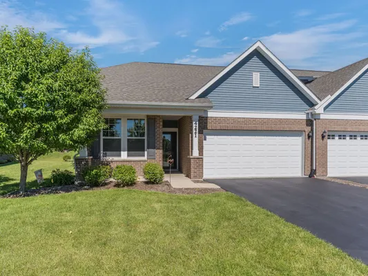 Property Slideshow image 2 of 30 | 4221 lobo ct, Naperville, IL, 60564