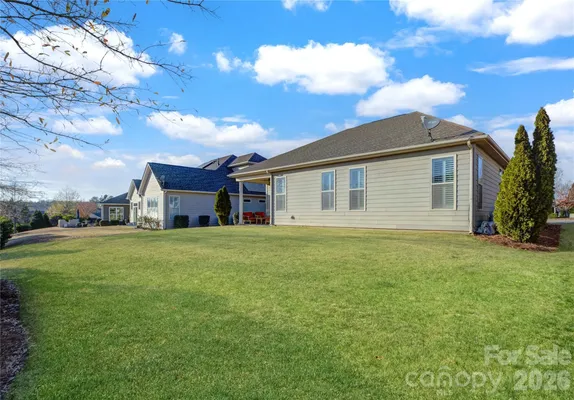 Property Slideshow image 2 of 46 | 15511 lake ridge rd, Charlotte, NC, 28278