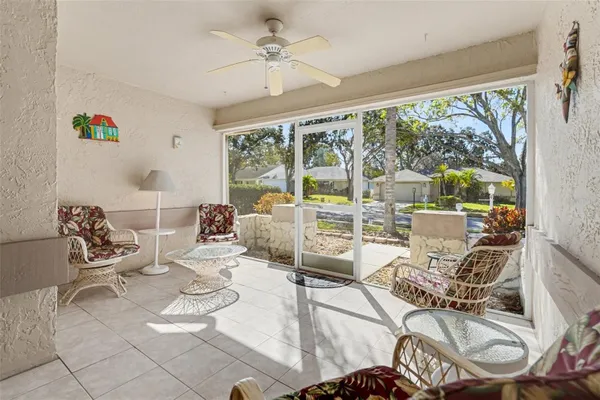 Property Slideshow image 3 of 34 | 3529 oak lake dr, Palm Harbor, FL, 34684