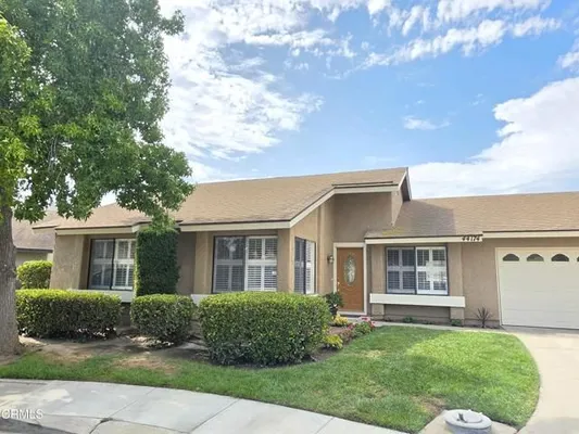 Property Slideshow image 2 of 59 | 44174 village 44 44, Camarillo, CA, 93012