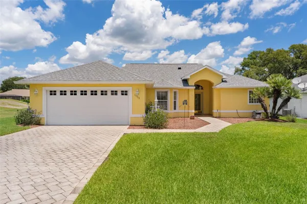 Property Slideshow image 2 of 64 | 11719 se 176th place rd, Summerfield, FL, 34491