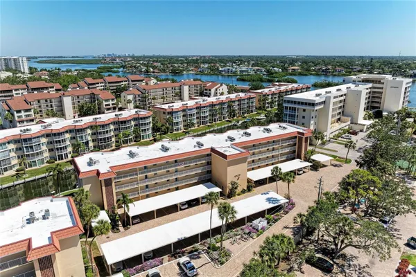 Property Slideshow image 3 of 96 | 1257 s portofino dr 104, Sarasota, FL, 34242