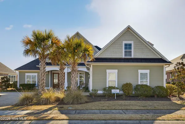 Property Slideshow image 2 of 51 | 2215 meadow holly trl, Leland, NC, 28451