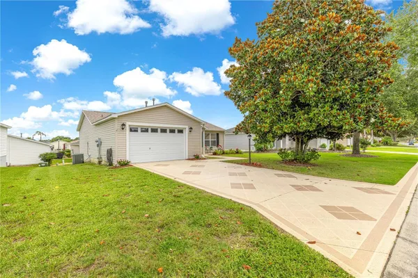 Property Slideshow image 2 of 34 | 1019 golden grove dr, The Villages, FL, 32162