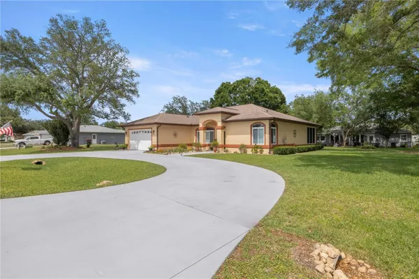 Property Slideshow image 3 of 49 | 10317 sw 63rd ave, Ocala, FL, 34476