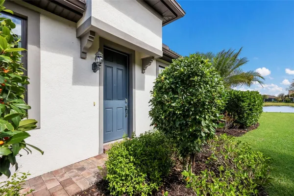 Property Slideshow image 3 of 54 | 12294 myrtle bay ct, Sarasota, FL, 34238