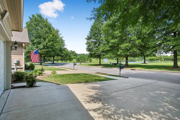 Property Slideshow image 3 of 41 | 117 old towne dr, Mount Juliet, TN, 37122