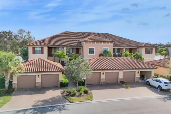 Property Slideshow image 2 of 72 | 13732 messina loop 202, Bradenton, FL, 34211