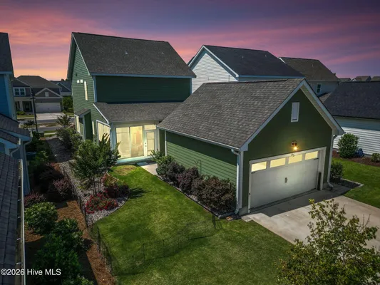 Property Slideshow image 2 of 41 | 749 edgerton dr, Wilmington, NC, 28412
