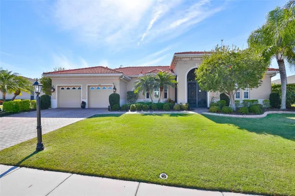 Property Slideshow image 3 of 62 | 328 noble faire dr, Sun City Center, FL, 33573