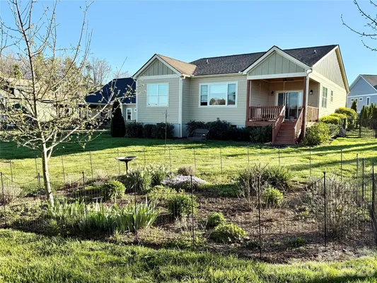 Property Slideshow image 3 of 3 | 82 blacksmith run dr, Hendersonville, NC, 28792