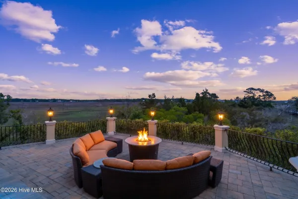 Property Slideshow image 3 of 108 | 2541 mariners way, Southport, NC, 28461