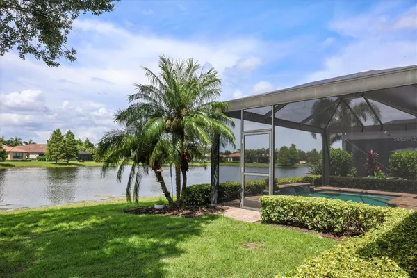 Property Slideshow image 3 of 75 | 12749 fontana loop, Bradenton, FL, 34211