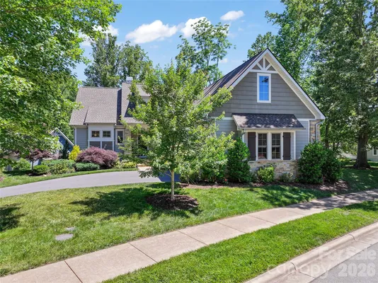 Property Slideshow image 2 of 48 | 43 orvis stone cir, Biltmore Lake, NC, 28715