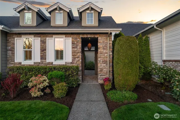 Property Slideshow image 3 of 40 | 12428 232nd ter, Redmond, WA, 98053