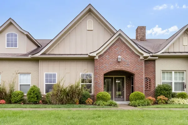 Property Slideshow image 2 of 26 | 208 siegert pl, Nolensville, TN, 37135