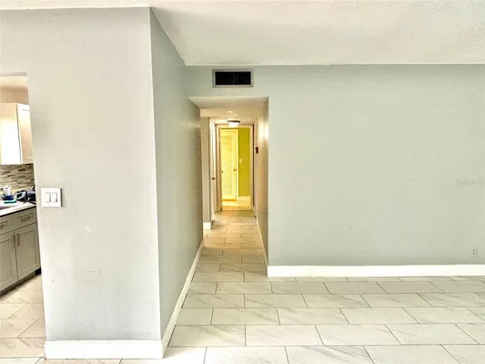 Property Slideshow image 3 of 25 | 24 golfs edge a, West Palm Beach, FL, 33417