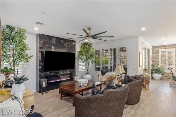 Property Slideshow image 2 of 45 | 25 red creek bluff st, Henderson, NV, 89011