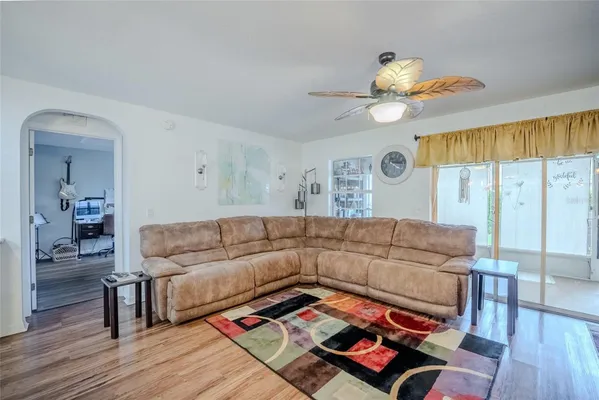Property Slideshow image 3 of 21 | 8327 sw 79th cir, Ocala, FL, 34476