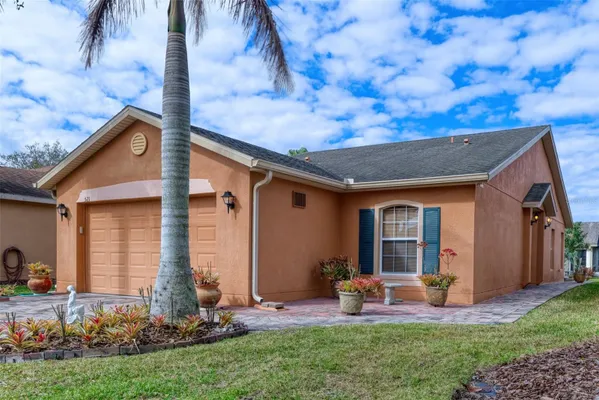 Property Slideshow image 2 of 54 | 521 grand canal dr, Kissimmee, FL, 34759