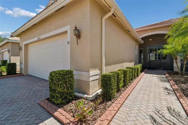 Property Slideshow image 2 of 74 | 16267 amethyst key dr drive, Wimauma, FL, 33598
