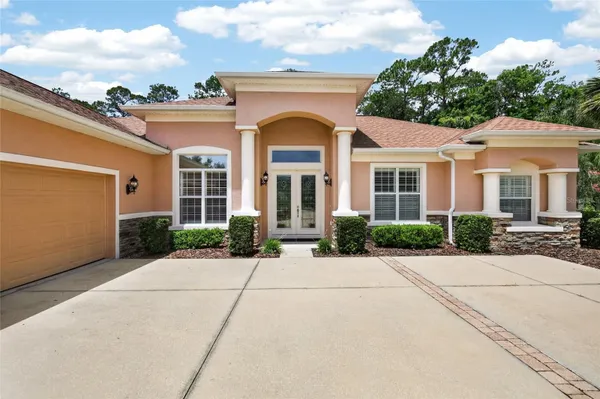 Property Slideshow image 3 of 90 | 6 scarlet oak cir, Palm Coast, FL, 32137
