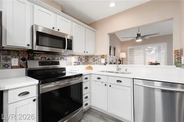 Property Slideshow image 3 of 25 | 8529 willowrich dr, Las Vegas, NV, 89134