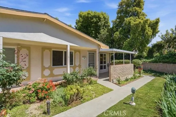 Property Slideshow image 2 of 34 | 26831 avenue of the oaks a, Newhall, CA, 91321