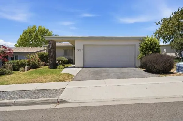Property Slideshow image 3 of 62 | 3902 n vis 9, Oceanside, CA, 92057