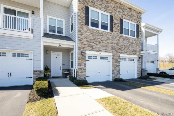 Property Slideshow image 2 of 37 | 244 fall ct, Huntington, NY, 11731