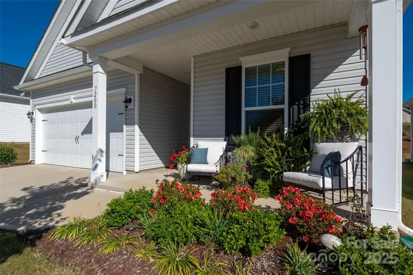 Property Slideshow image 2 of 29 | 7200 indigo way, Denver, NC, 28037