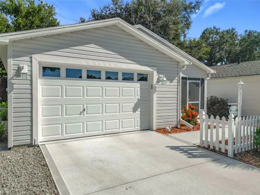 Property Slideshow image 3 of 45 | 17271 se 93rd demoss ct, The Villages, FL, 32162