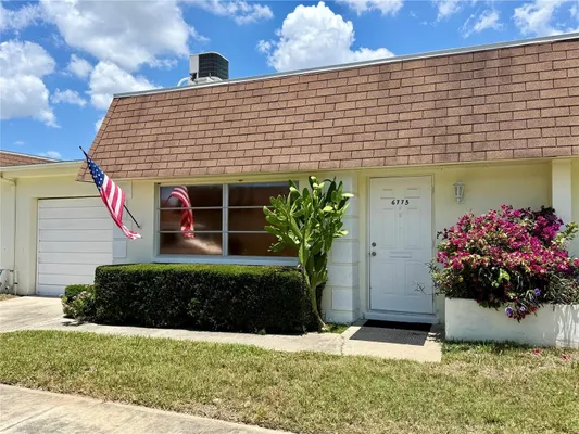 Property Slideshow image 2 of 44 | 6775 armand pl 4, Pinellas Park, FL, 33781