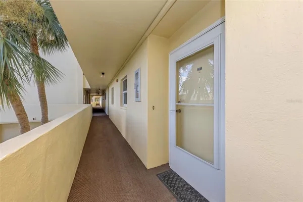 Property Slideshow image 2 of 95 | 4550 cove cir apt 207, St Petersburg, FL, 33708