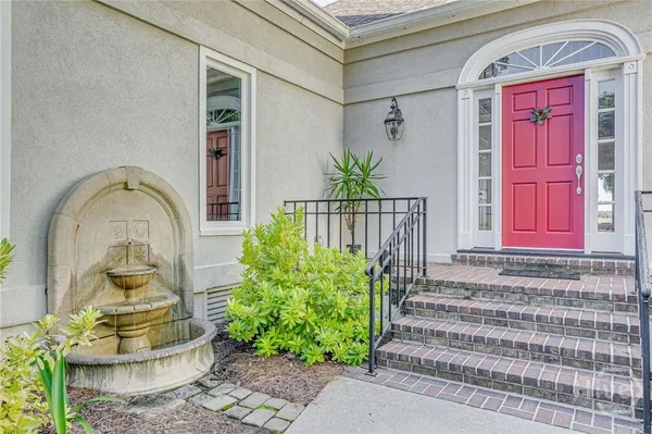 Property Slideshow image 3 of 39 | 1 bishopwood ct, Savannah, GA, 31411