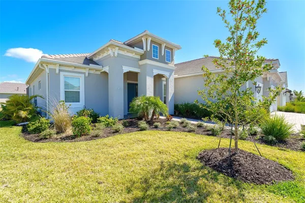 Property Slideshow image 3 of 39 | 11197 hogan cir, Englewood, FL, 34223